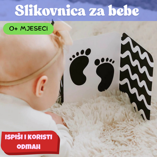 Beba promatra crno-bijelu kontrastnu slikovnicu s otiscima stopala i uzorkom valova.Dojenček opazuje črno-belo kontrastno slikanico z odtisi stopal in valovitim vzorcem